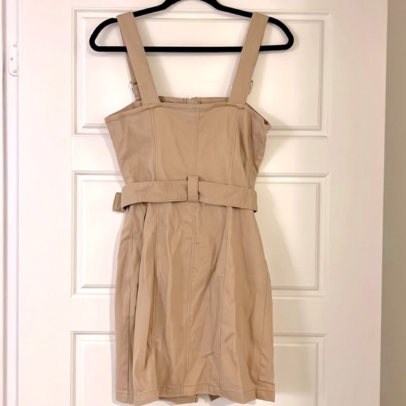 Tan beige denim dress with buckles - Picture 2 of 2